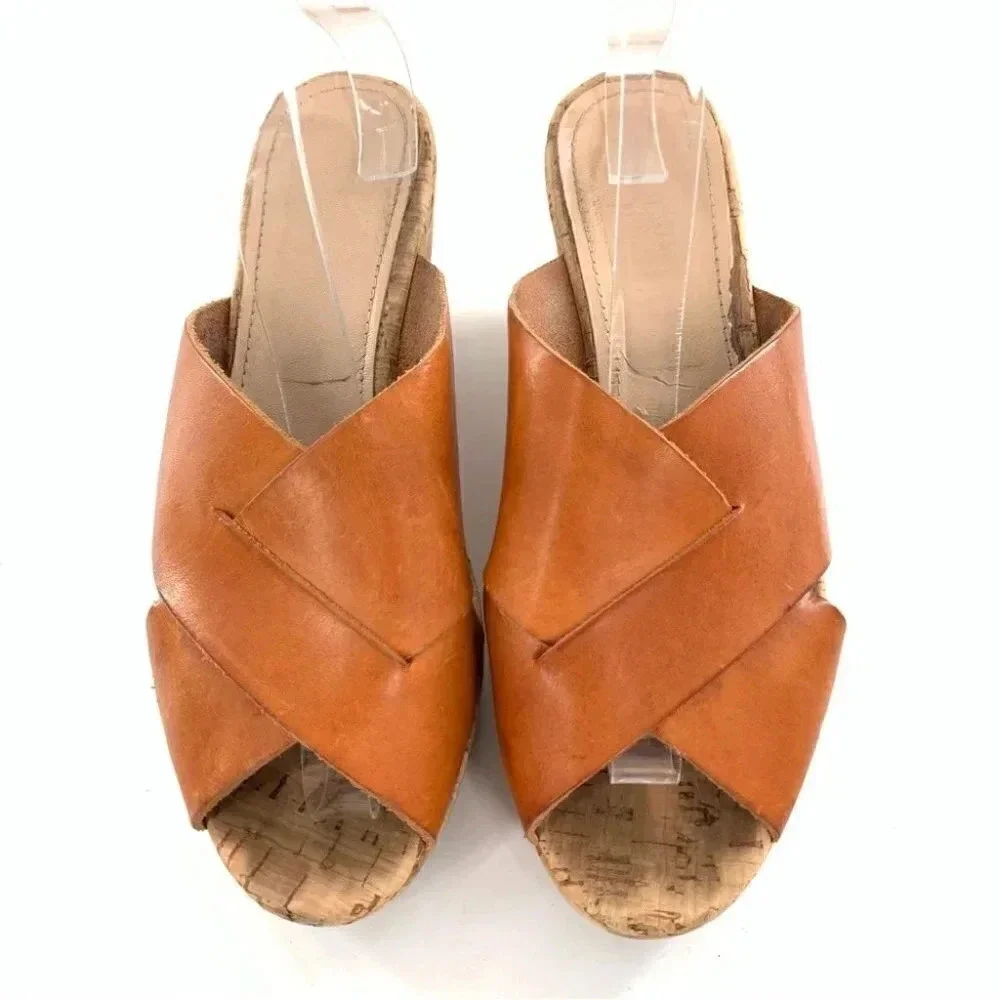 Made in Italy womens sandals size 9 tan leather cork chunky platforms